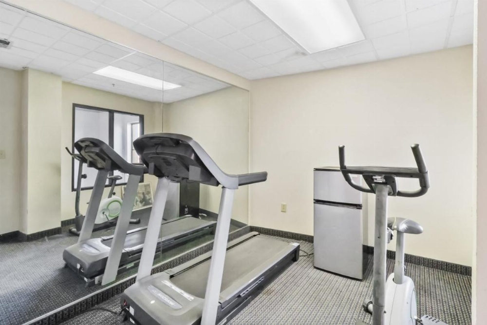 Red Roof Inn & Suites Fayetteville-Fort Bragg Image 14